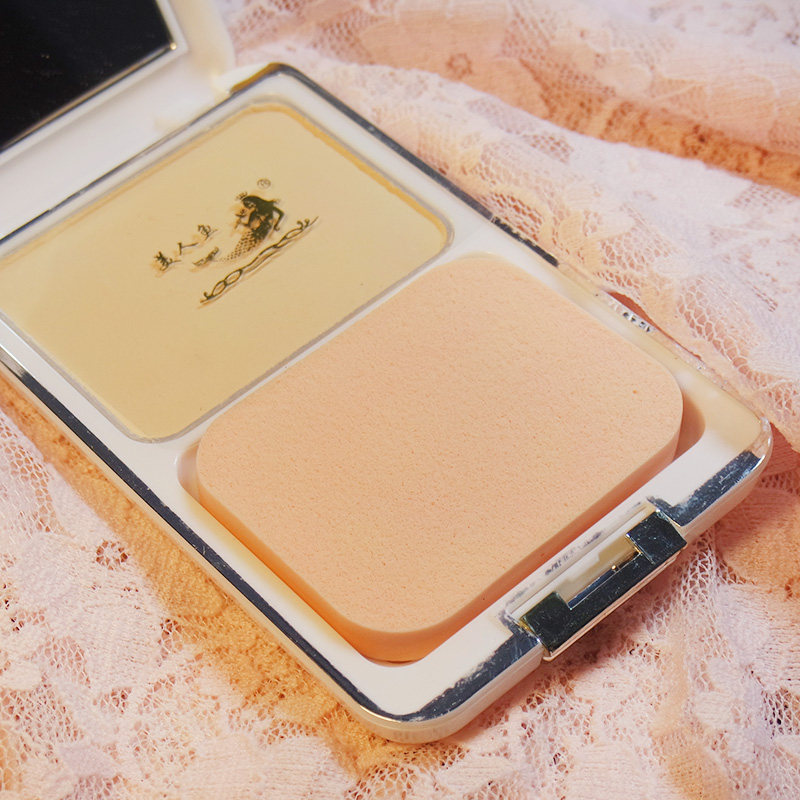 国货彩妆 美人鱼干湿两用粉饼(可以沾水上粉)白色长款彩妆 - 蓝色小屋