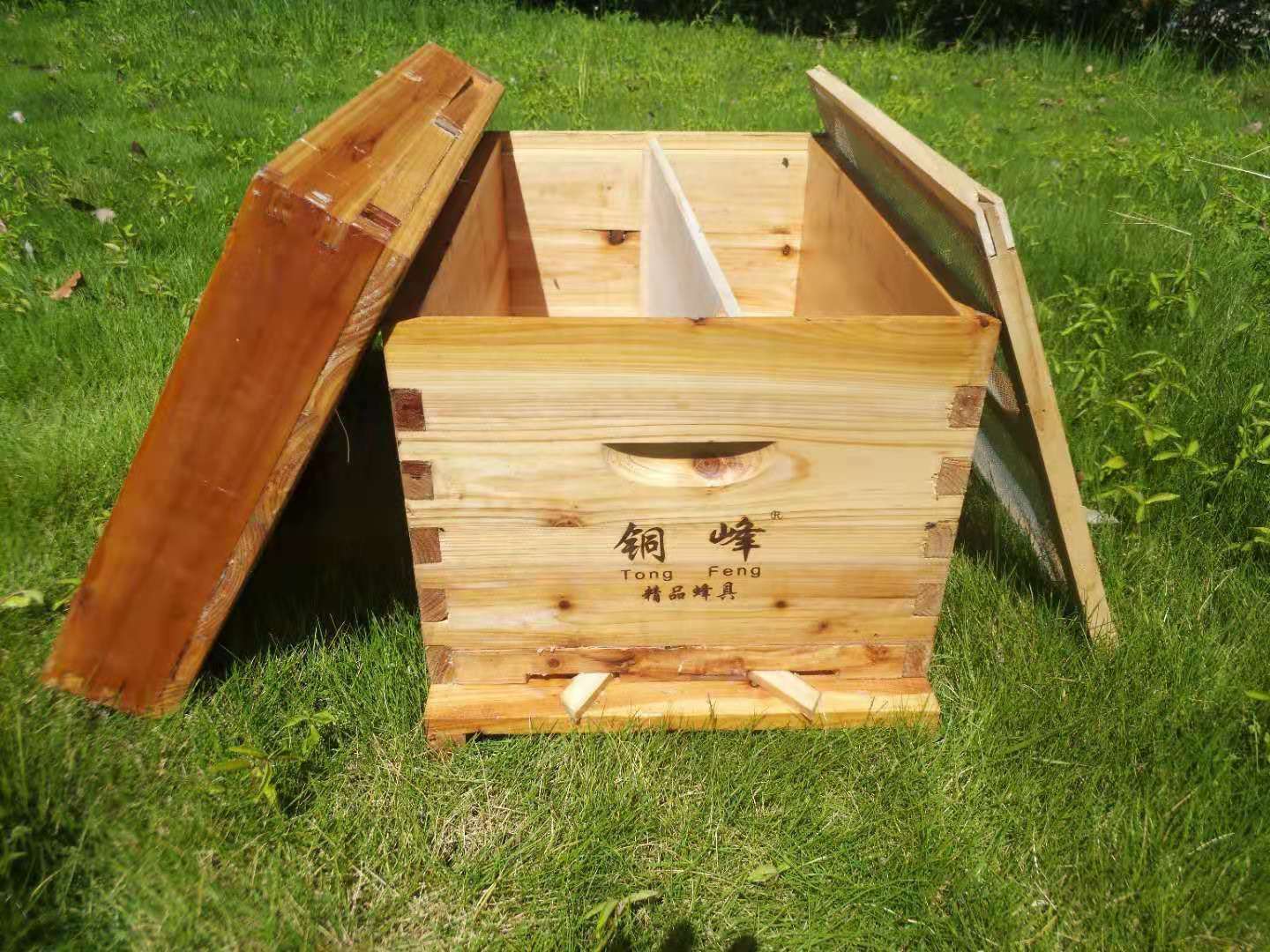 蜜蜂蜂箱全套养蜂工具铜峰养蜂箱包邮煮蜡杉木中蜂标准七框蜂巢箱