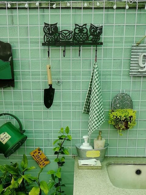 Special treatment is only 9.9 yuan Home Decorations antique to do the old wrought iron wood craft ornaments hanging gardening groceries Special treatment is only 9.9 yuan Home Decorations antique to do the old wrought iron wood craft ornaments hanging gardening groceries