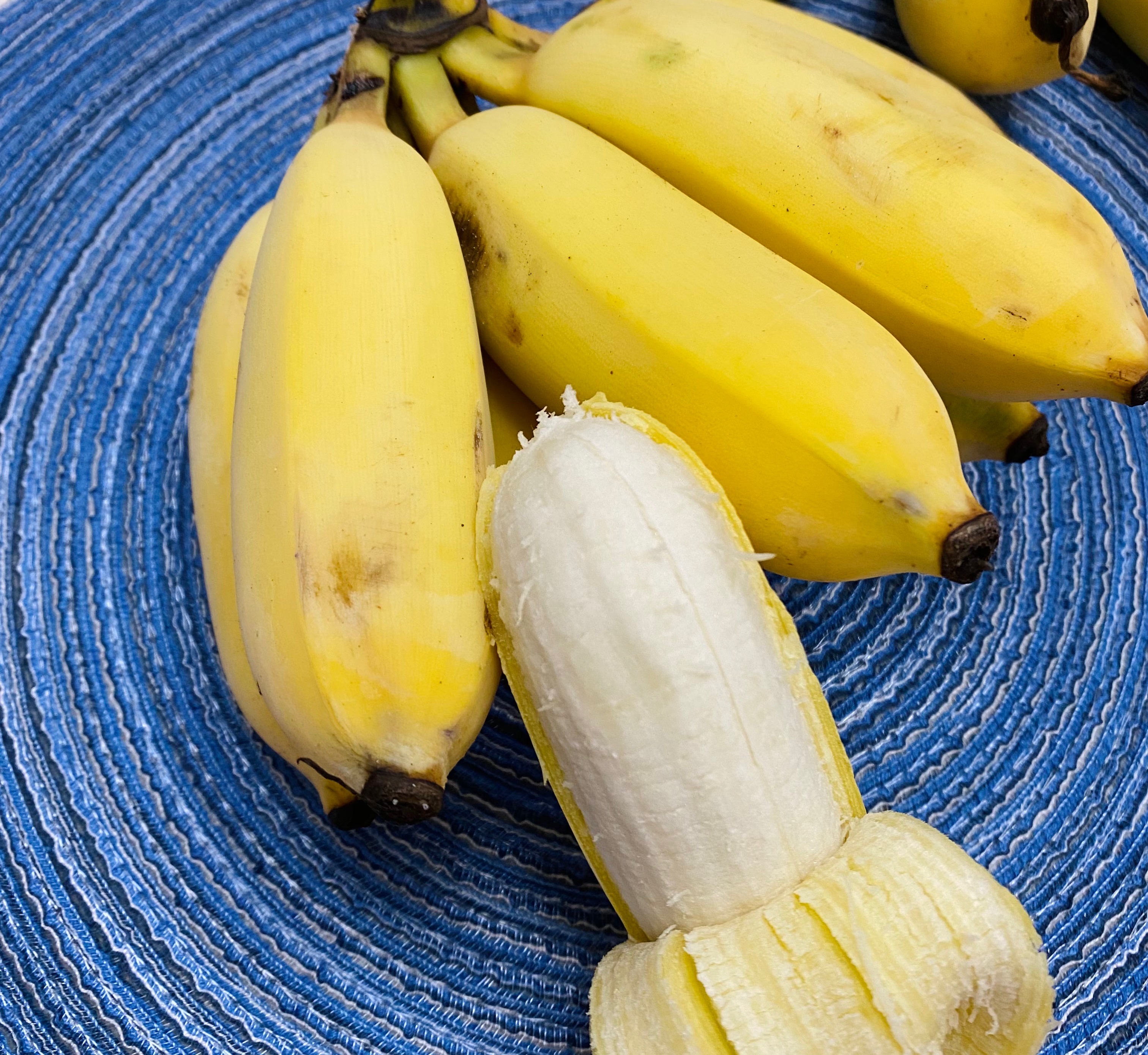 顺丰包邮海南芭蕉鲜甜软糯新鲜当季自然熟米蕉香蕉5斤海南直发