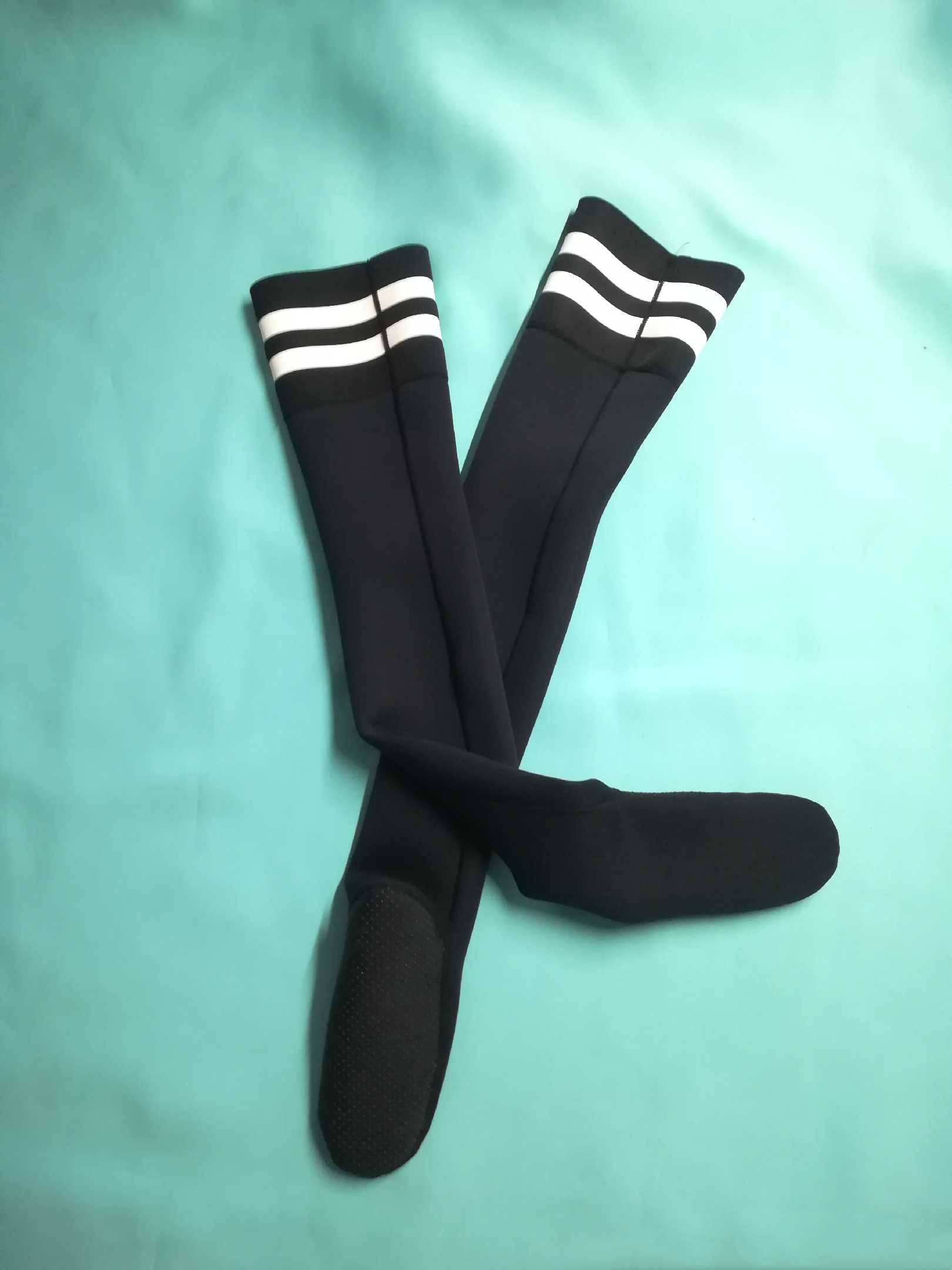 新款2mm潜水长筒过膝潜水服材质深潜潜水袜