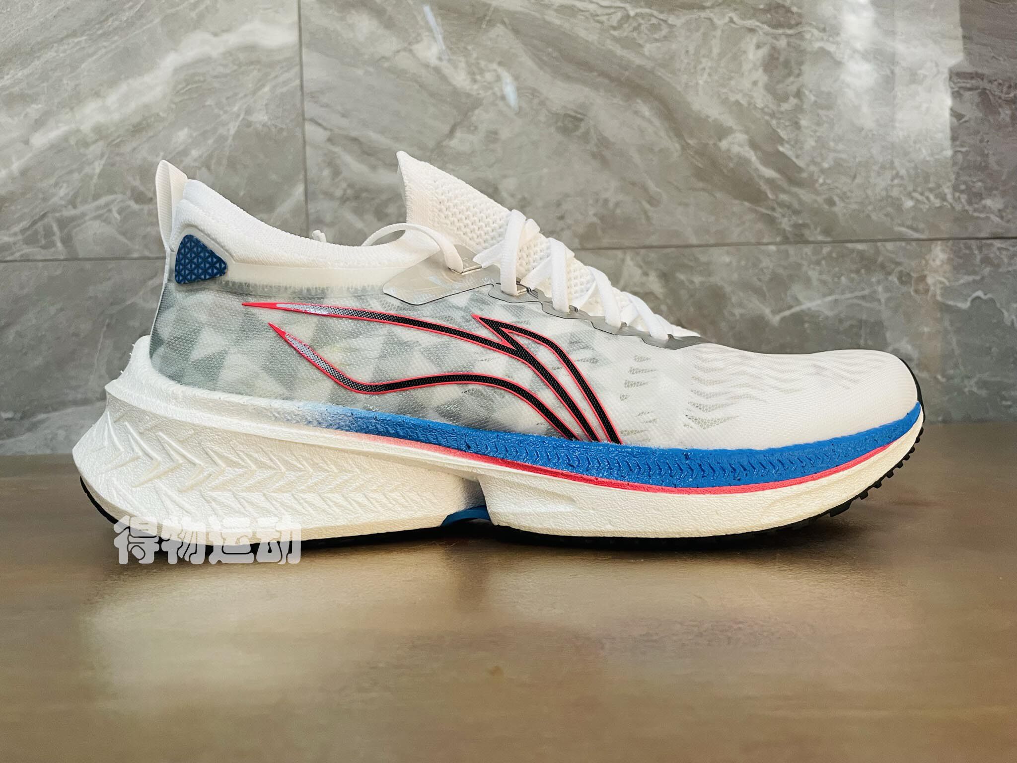 李宁跑步discovery飞电夏季减震透气一体体面42男跑步鞋