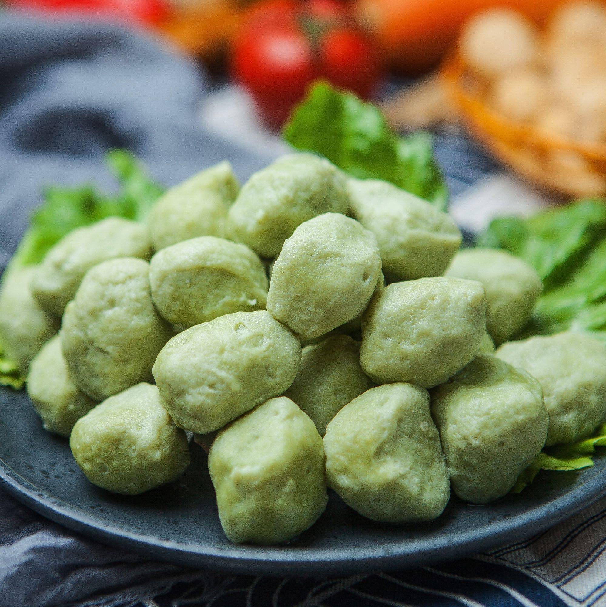 手工马鲛鱼丸野生海鱼烧烤火锅舟山海鲜蔬菜鱼丸