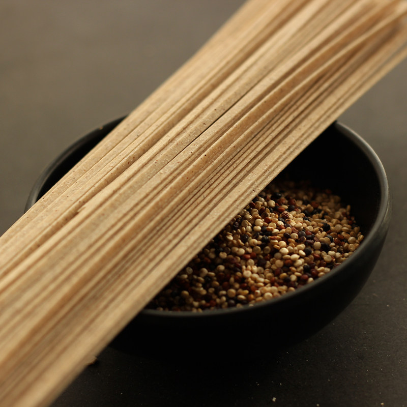 山林晨曦三色藜麦面条无添加五谷杂粮粗粮挂面面条