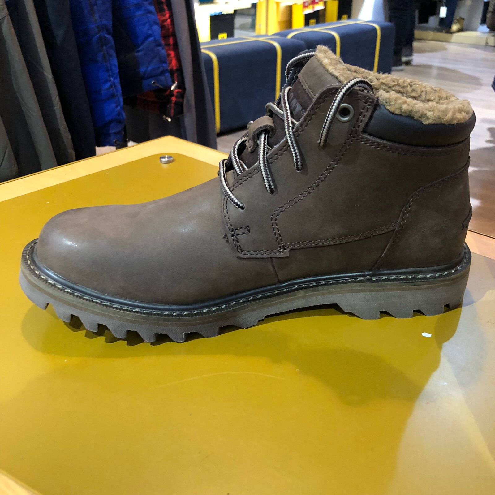 cat中帮卡特新款户外毛里男鞋大黄系带p720572户外休闲鞋