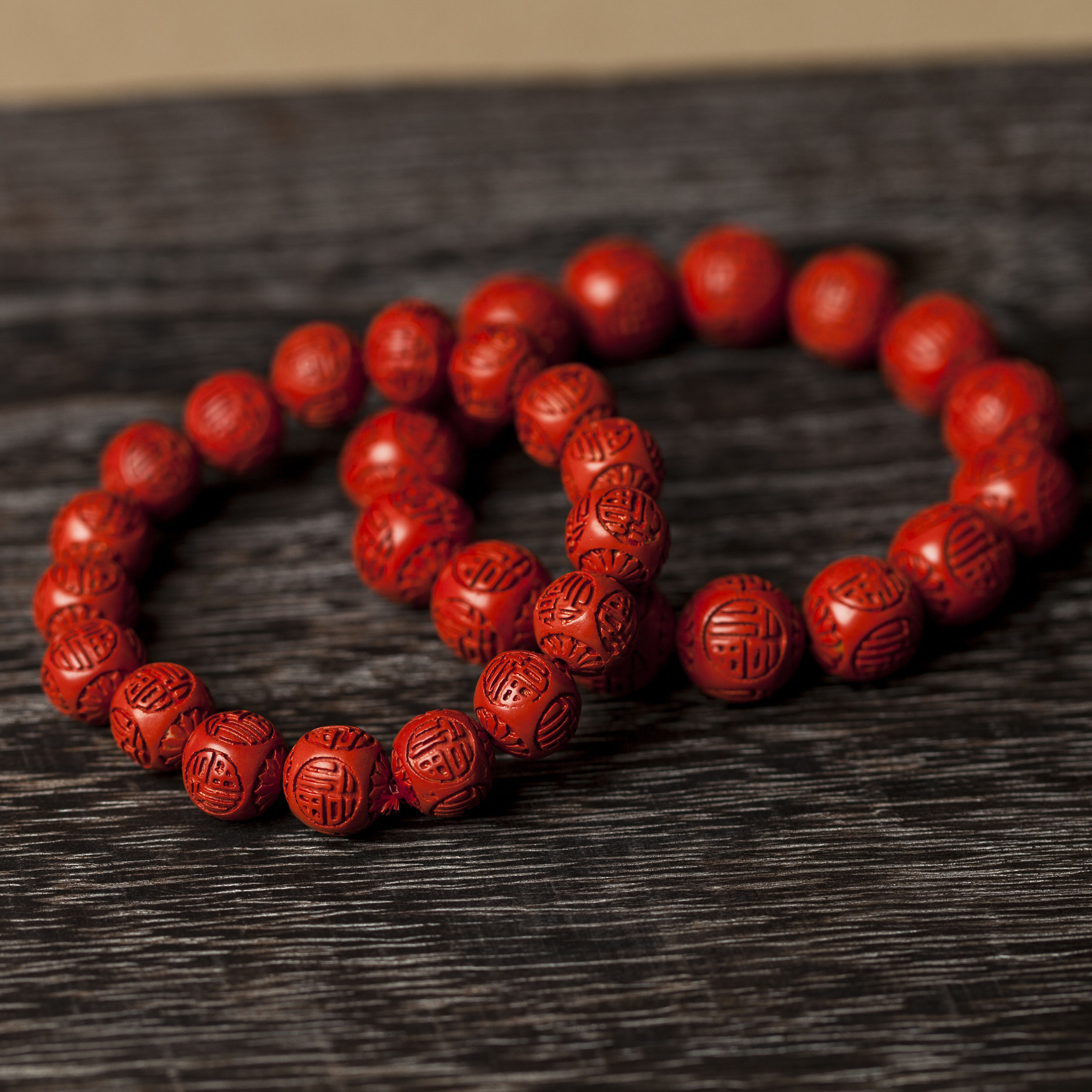 高含量红朱砂手链男女款本命年古龙纹朱砂手串转运手饰礼物