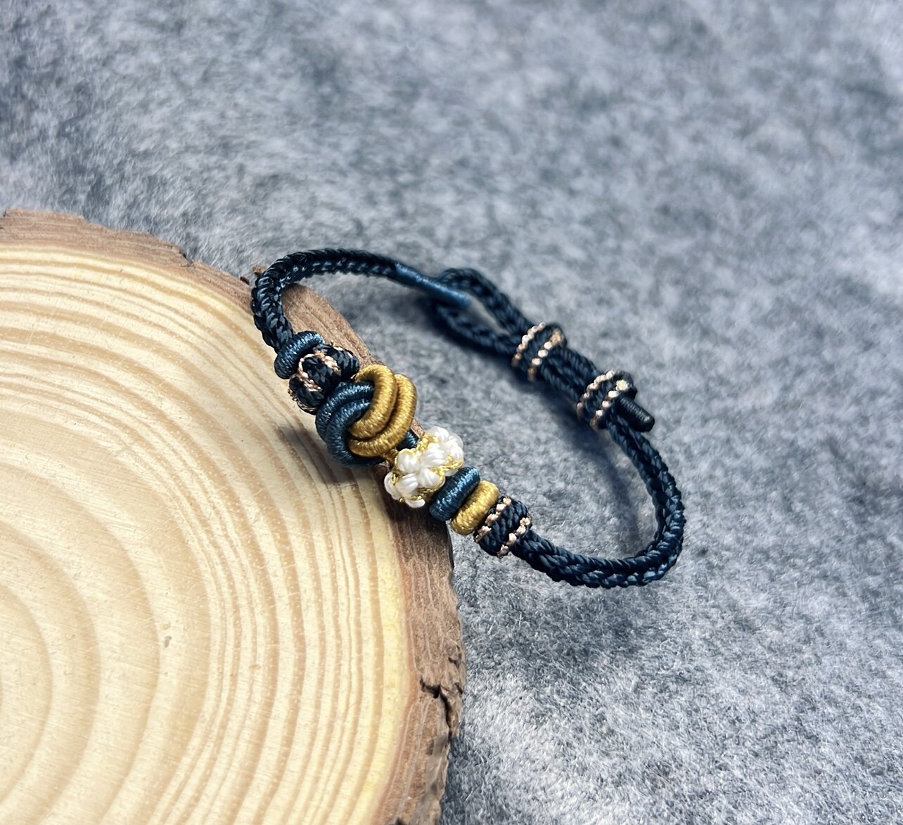 爆款手工编绳八股辫墨蓝色酒窝结小桃花半成品绳