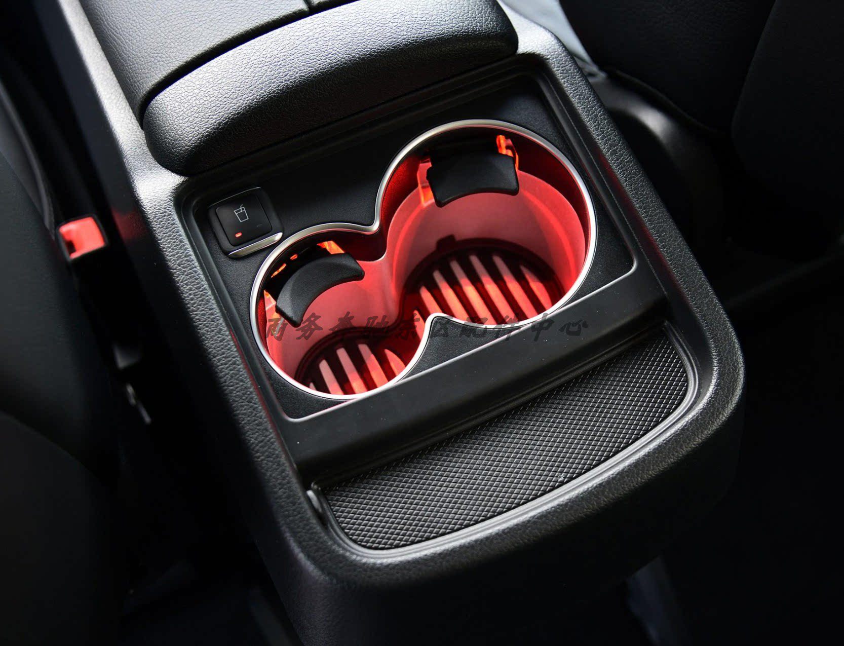 福建奔驰v260v260l冷热车载杯座饮料料架加热杯托扶手箱