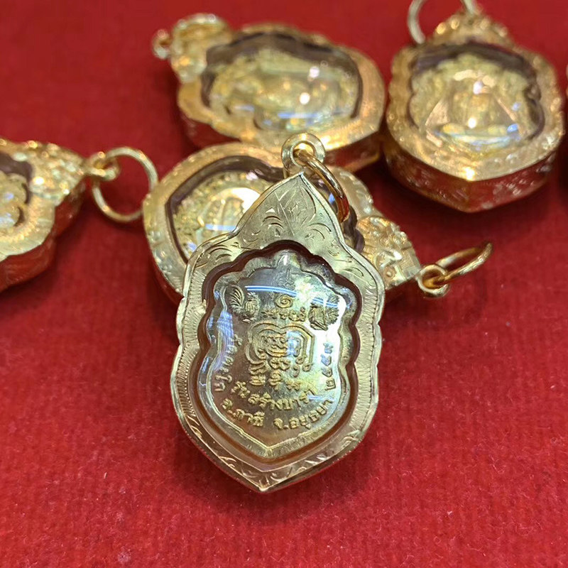 泰国佛牌正品龙婆瑞2559年招财迷你自身像纯金壳吊坠真品转运正牌