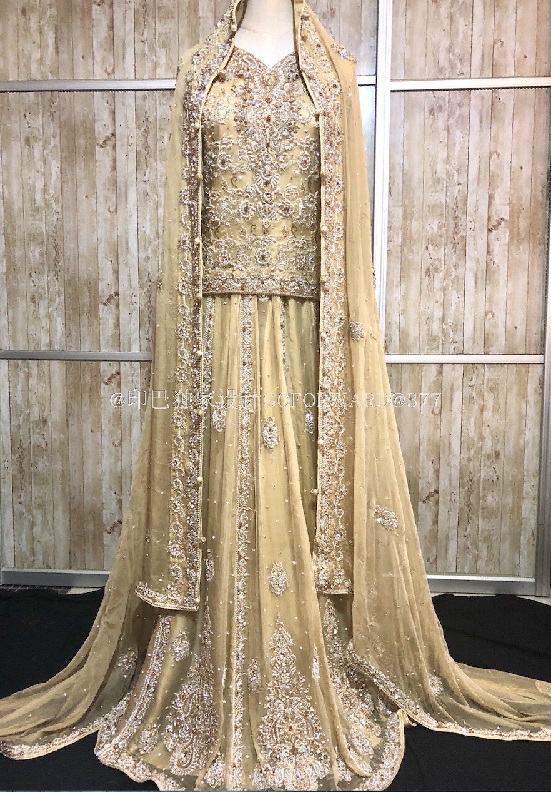 新款印巴穆斯林回族新娘纱丽楞哈香槟色婚纱手工婚纱