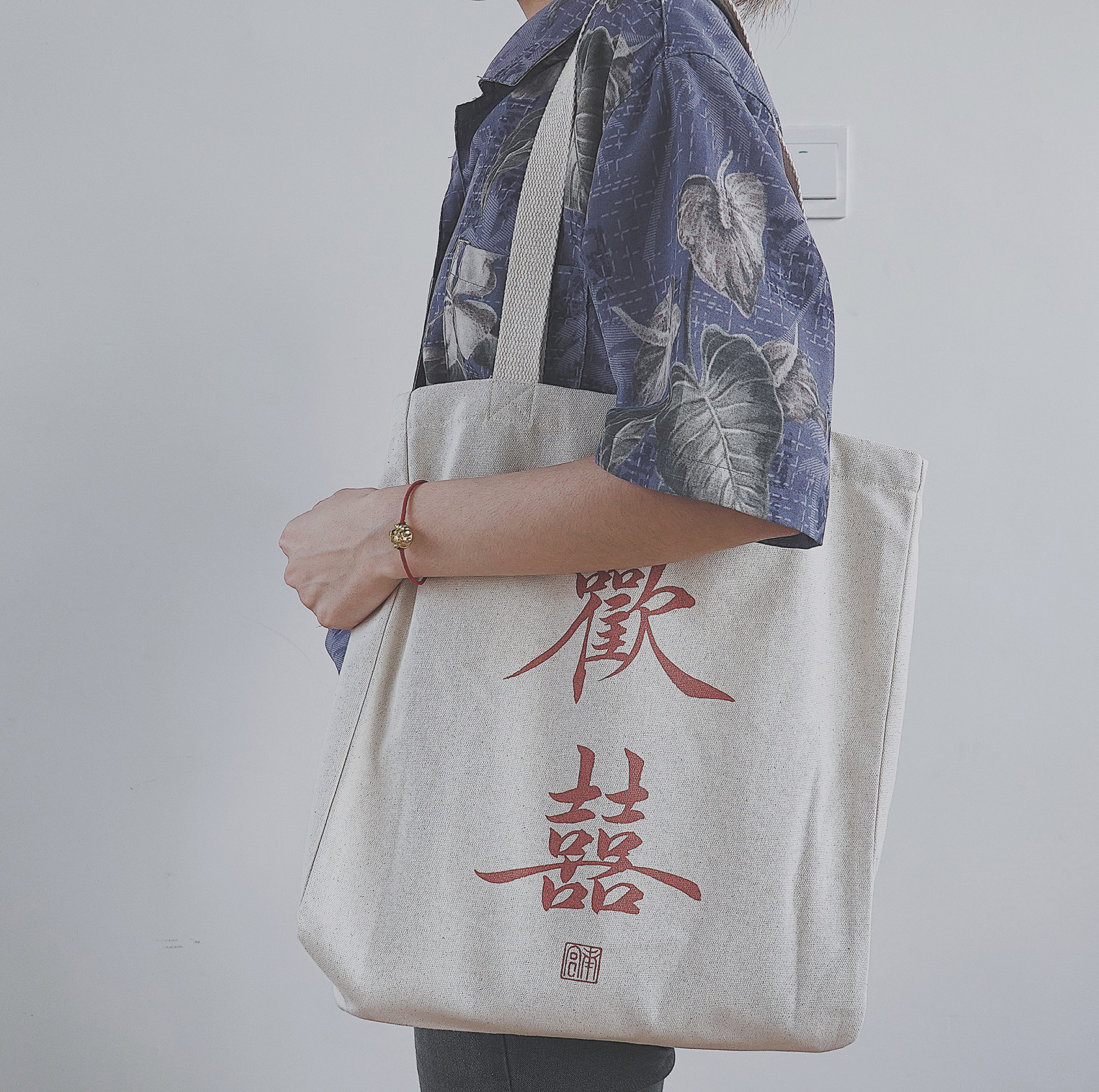 手写博物馆原创文字立体单肩帆布包复古文艺创意通用款女包