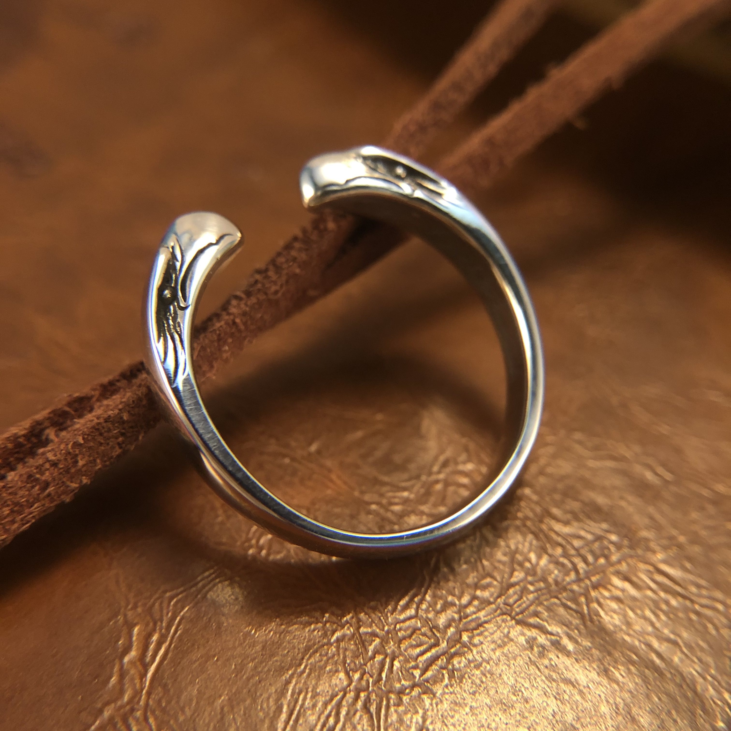 菊地老鹰戒指男潮双鹰鹰头四目手工錾刻纯银戒指