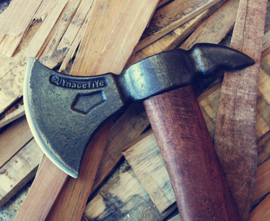 斧子俄罗斯户外野营工兵手工开山打造战斧淬火工兵斧