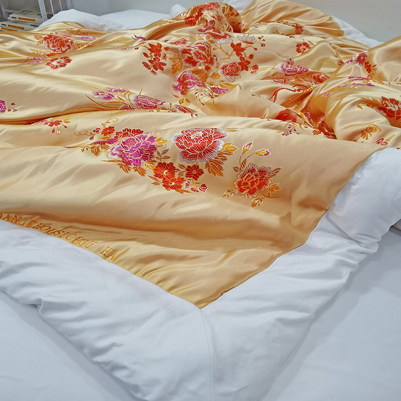 老式包边被子结婚手工棉花传统丝绸绸缎复古棉花被