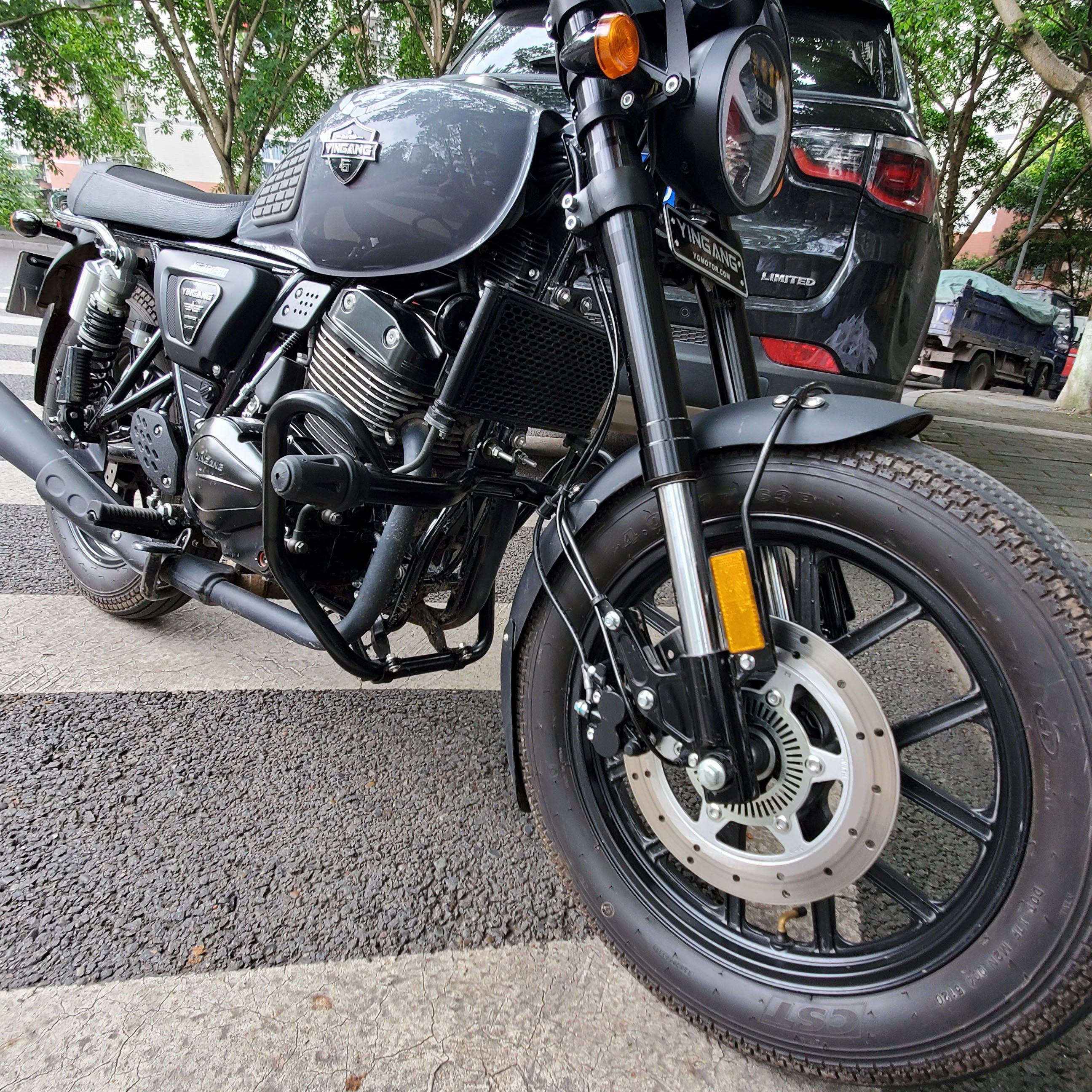 银钢yg2508c双缸拿铁摩托车专用改装配件油箱保护摩托车保险杠