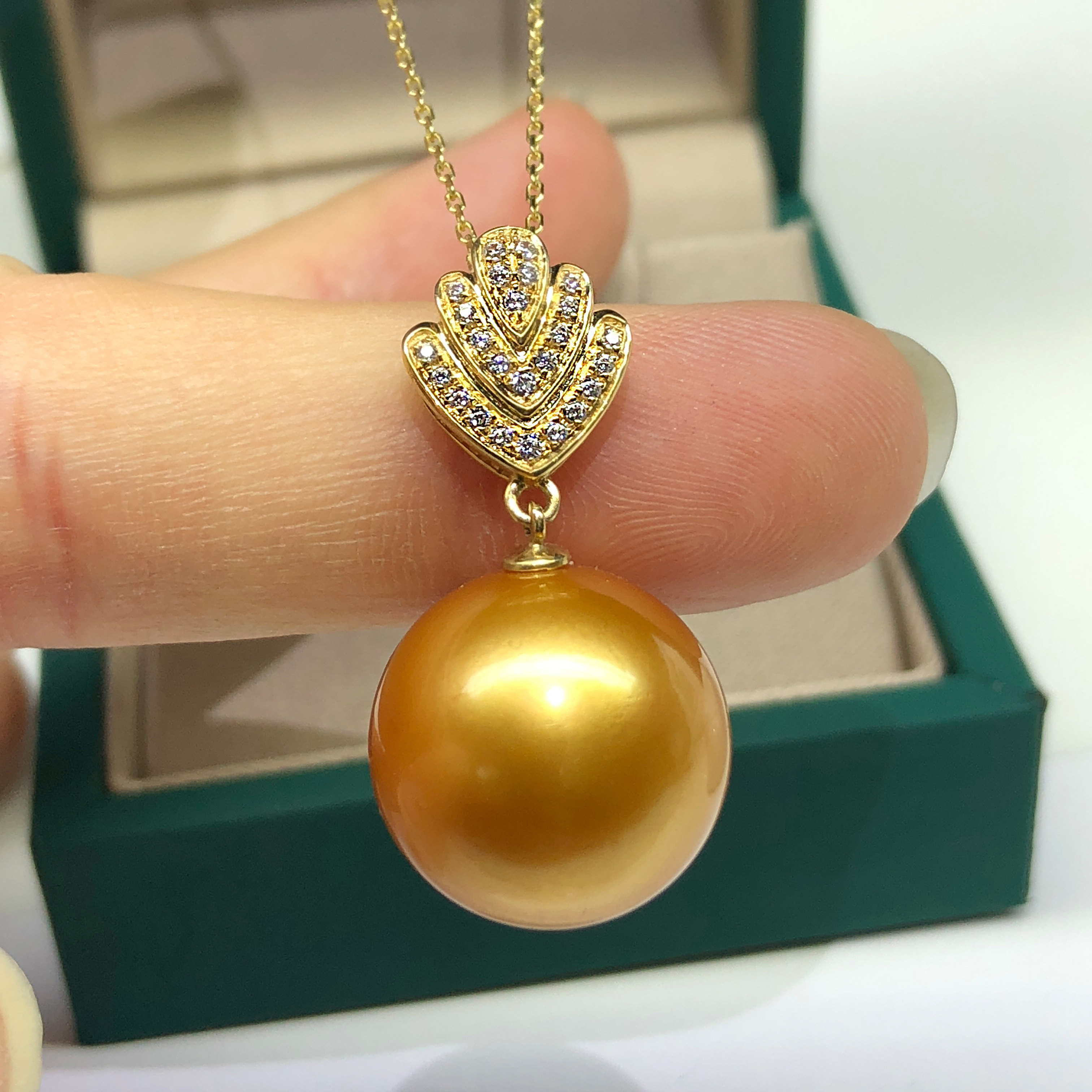 大颗浓金南洋金珠吊坠18k南阳海水珍珠项链坠子正圆强光锁骨链女