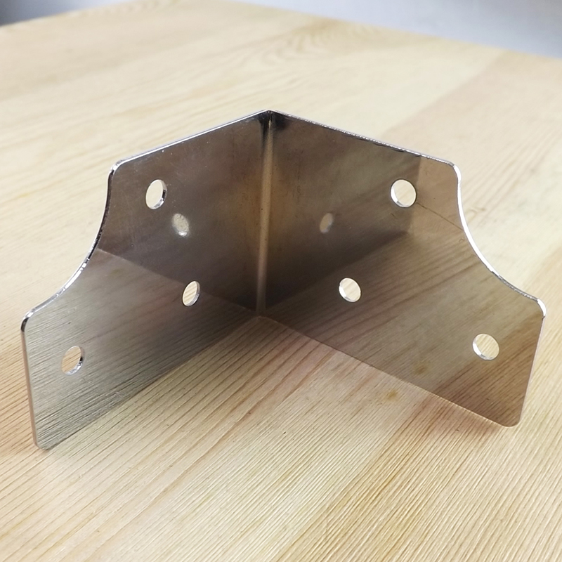 铁皮包角护角木箱箱子包边包角铁包装箱防撞固定小拉手