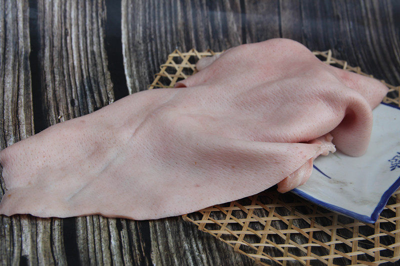 猪皮散养新鲜生猪杀猪肉皮冷冻商用猪背皮冻生猪肉