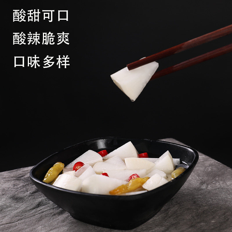 泡菜酸甜酸萝卜丁酸辣下饭饭菜开胃小菜糖醋腌制