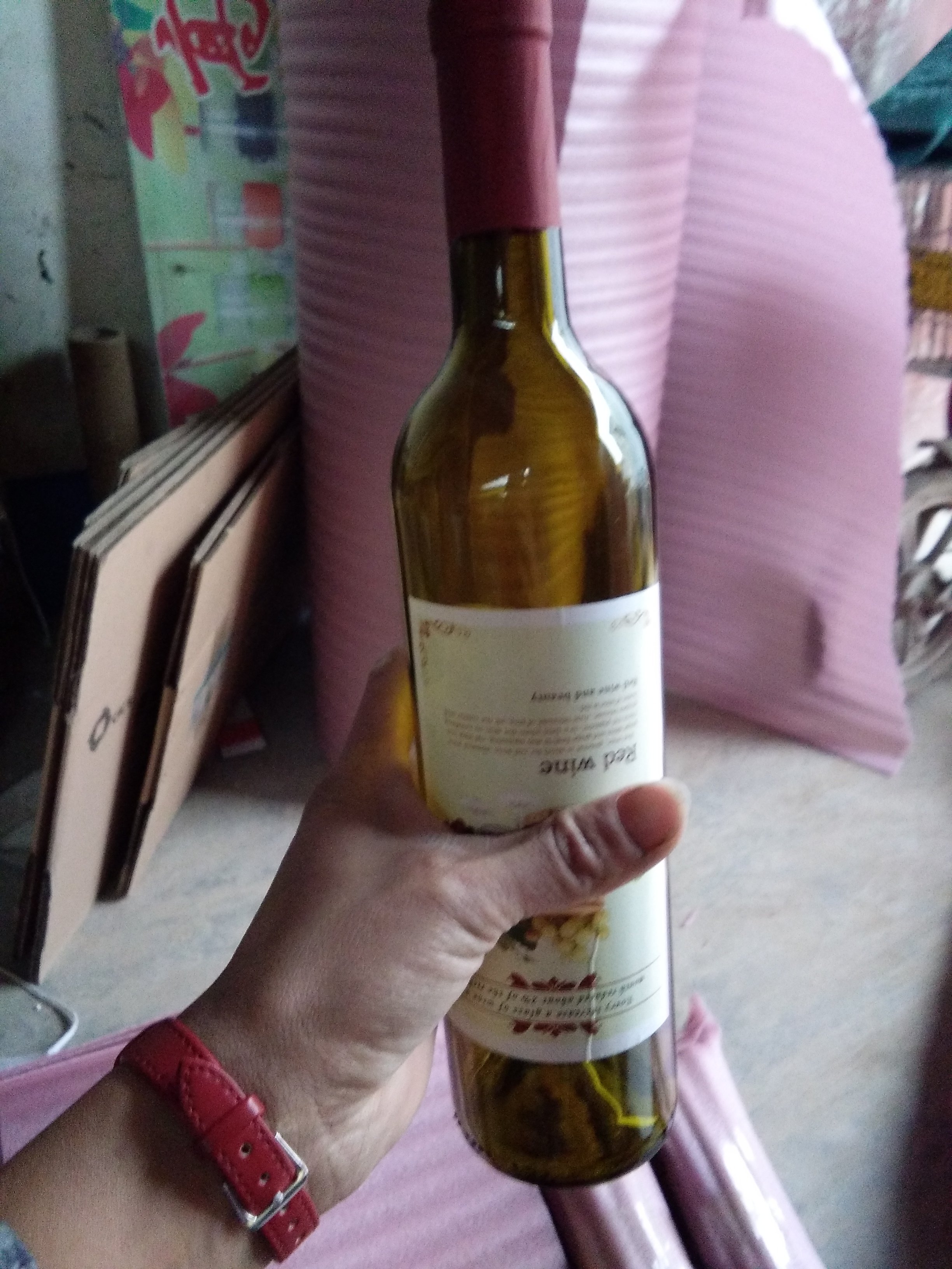 供应750ml玻璃瓶 红酒瓶 空瓶子葡萄酒瓶 送 木塞胶套 盖子