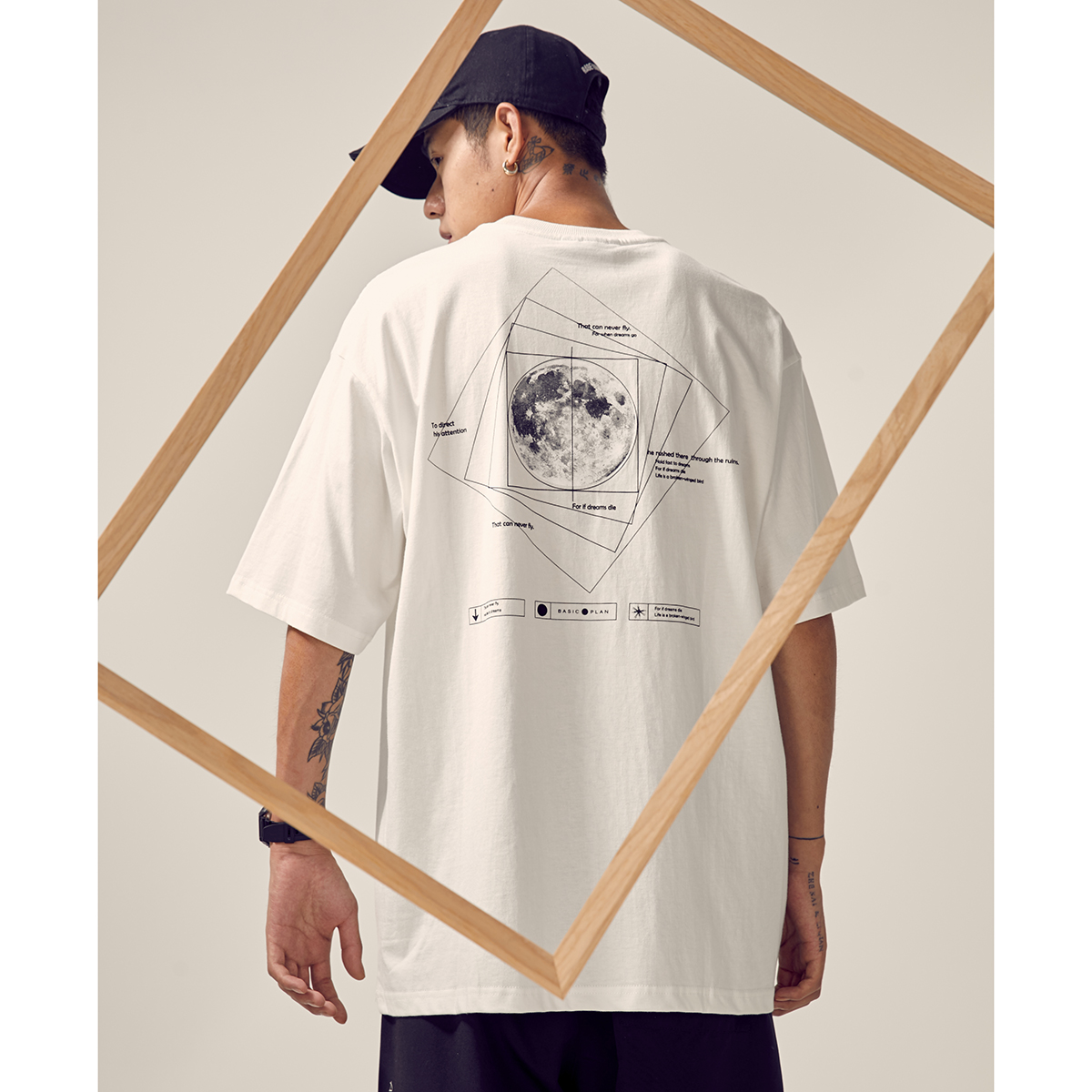 男道2022夏季新款月球印花短袖T恤男潮牌百搭宽松圆领休闲上衣TEE