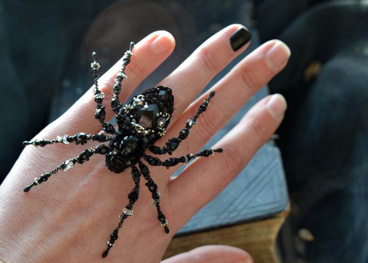 海外代购spider手作复古自然灵感黑色蜘蛛水晶戒指