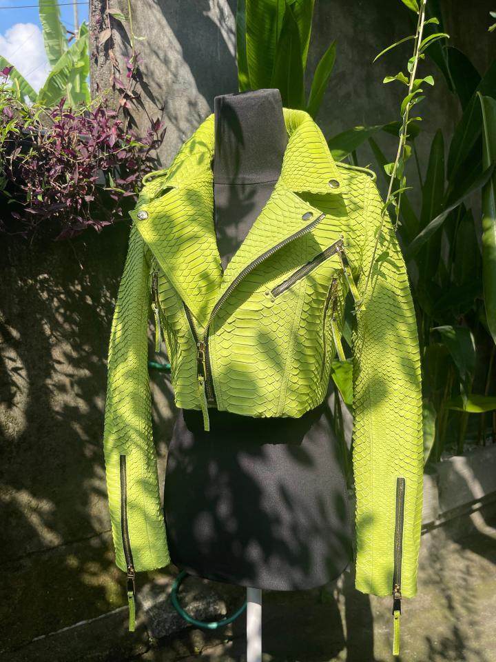 印尼代购biker手作奢华绿色蟒蛇蛇皮女士短款皮衣