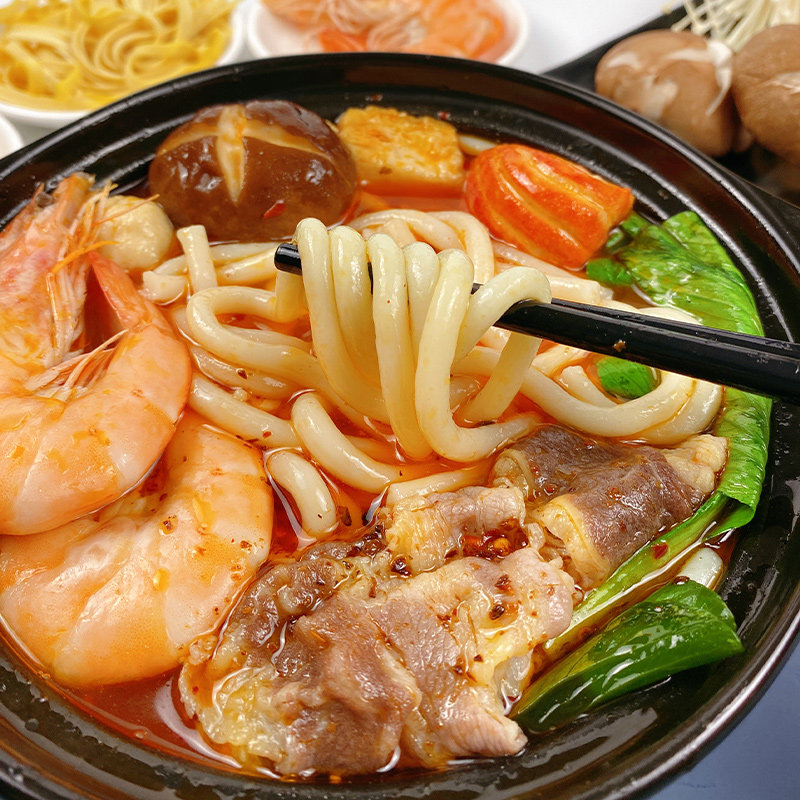 东北大妈方便粉丝速食砂锅粗米粉云南正宗过桥米线带调料真空袋装