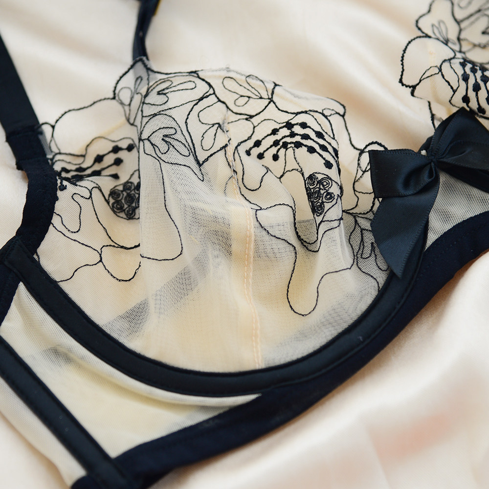 超薄网纱性感刺绣蕾丝文胸内衣套装 舒适透视透气小胸女士胸罩bra