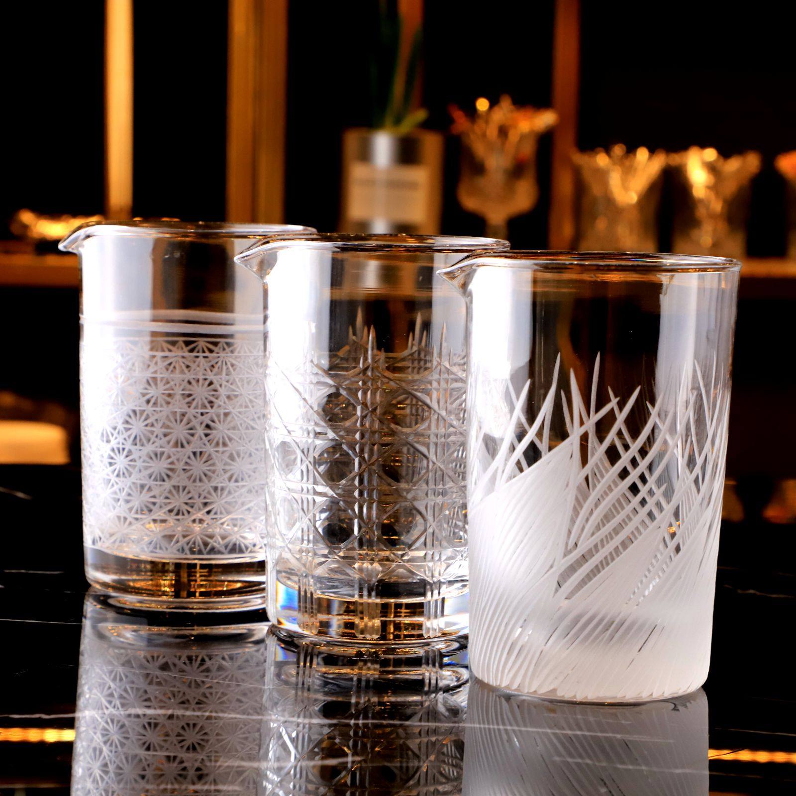 酒吧器皿进口水晶刻花mixing glass 调酒器 搅拌杯 马天尼分酒器