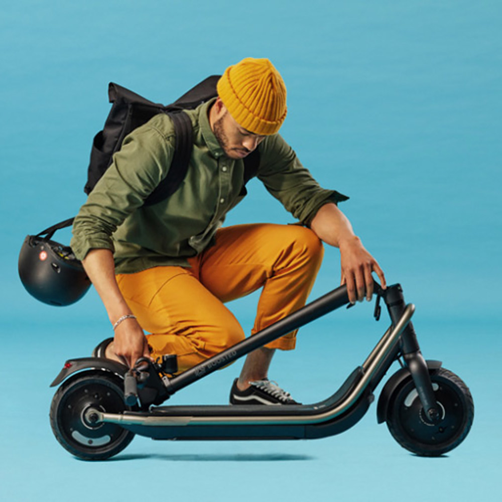 boostedrev锂电池电动滑板车可折叠成人代步小型迷你电动滑板车