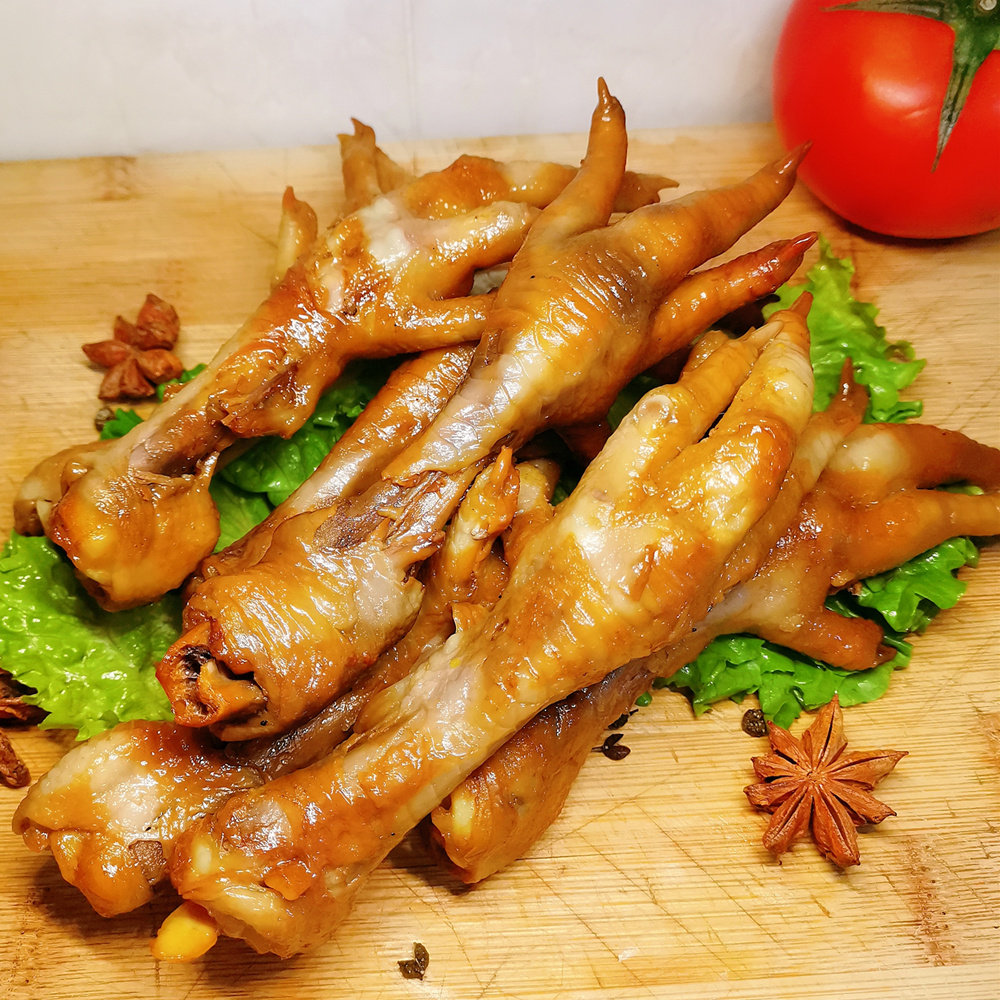 东北哈尔滨熏鸡爪子卤味鸡手五谷不辣五香骨里鸡肉零食