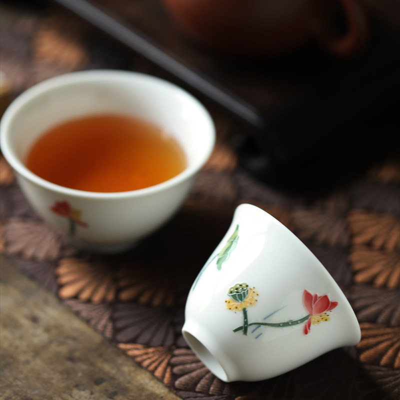 台湾功夫茶功夫杯子杯水茶杯品茗三希浮雕荷花茶杯