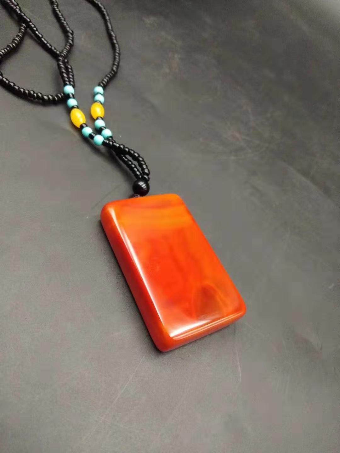 天然战国红玛瑙无事牌本命年男女款吊坠玉石精品古风毛衣链护身符