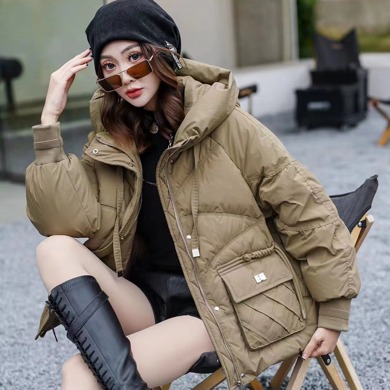 羽绒服口袋鸭绒白鸭绒保暖扣大短款兜口盘连帽休闲羽绒服