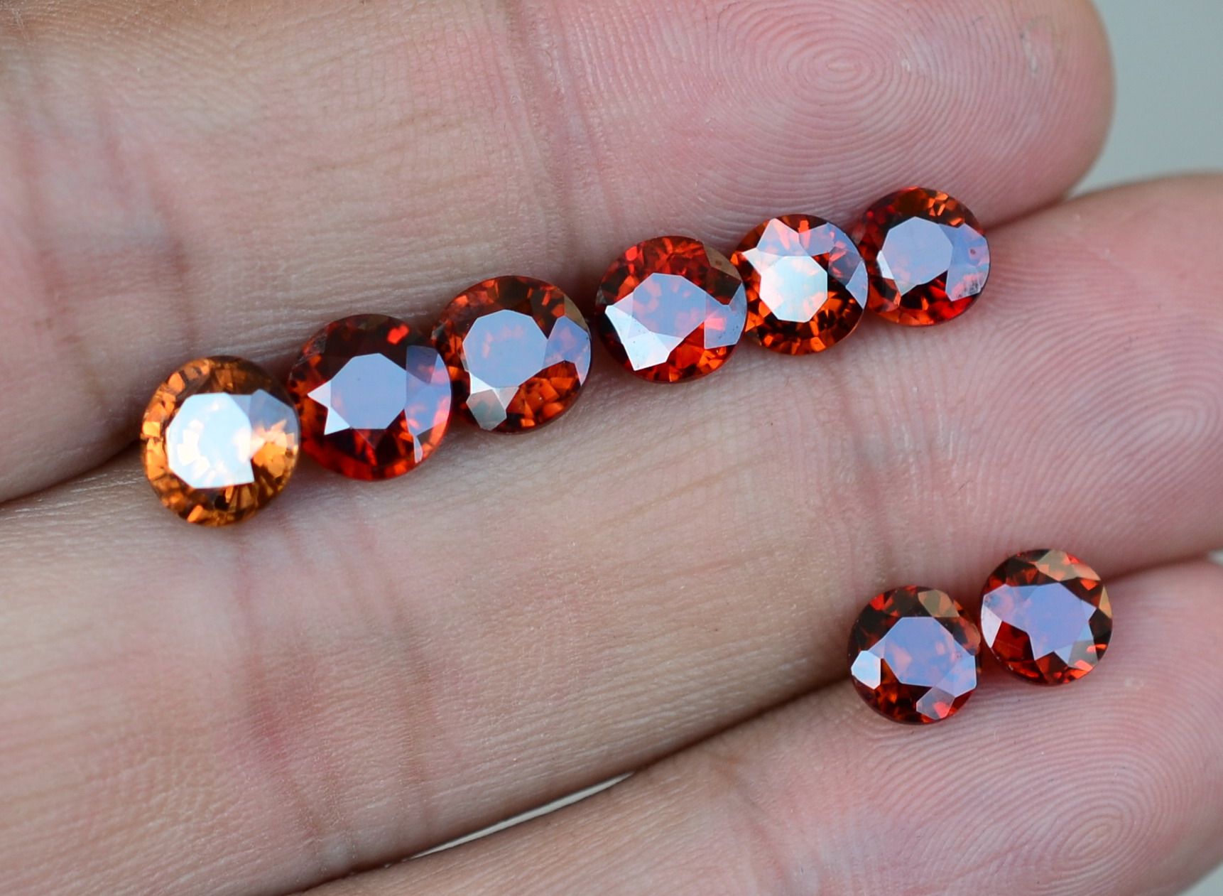 锆石裸石丽包靓丽火彩风信子戒面高型十二月生辰其他