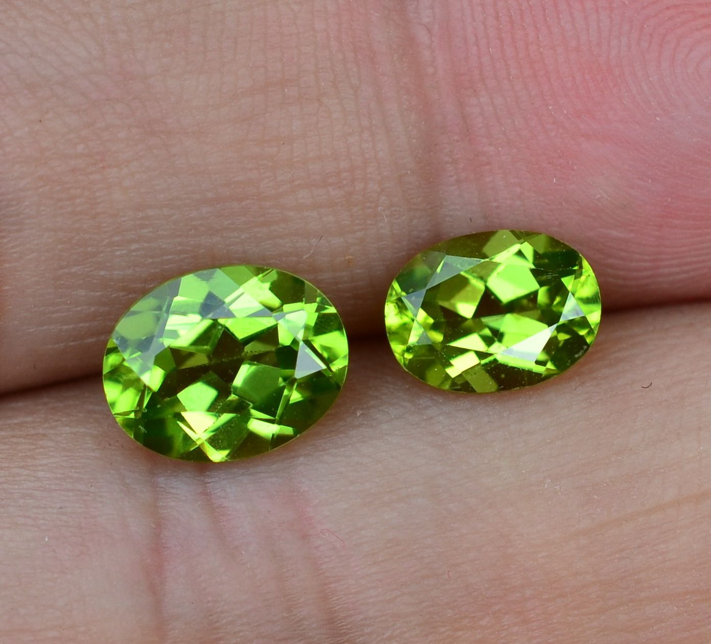 超值特惠 戒面 天然橄榄石裸石 艳绿色 vvs级8 - 痕风的起点