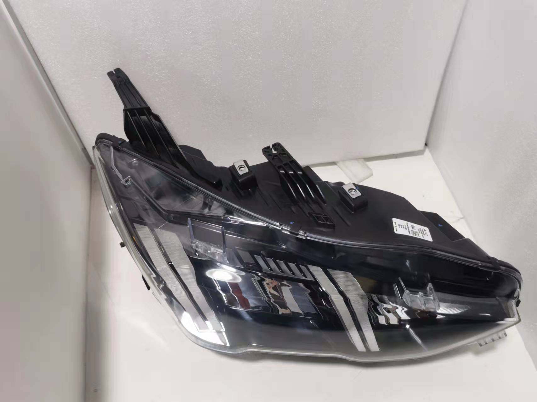 适用于21款传祺影豹前大灯总成led日行灯原原厂大灯总成