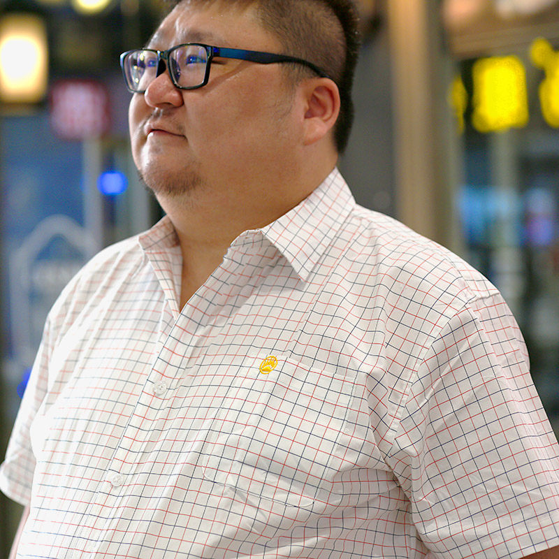 为熊设计纯棉肥大码胖熊爪刺绣彩色方格条纹衬衫