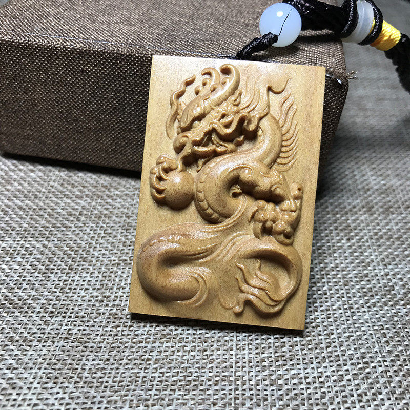 小盒子芭比檀香仿古龙牌龙腾四海红木雕刻平安扣项坠
