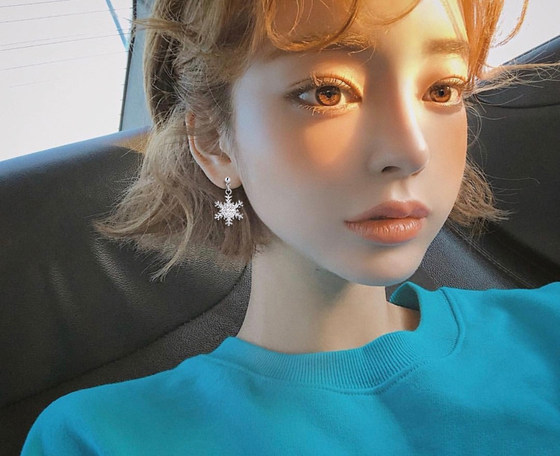 S925 Silver Snow Snow Earrings Korea temperament Bargone Christmas girlfriend Gift Women's Exquisite Sweet Earrings Earrings S925 Silver Snow Snow Earrings Korea temperament Bargone Christmas girlfriend Gift Women's Exquisite Sweet Earrings Earrings