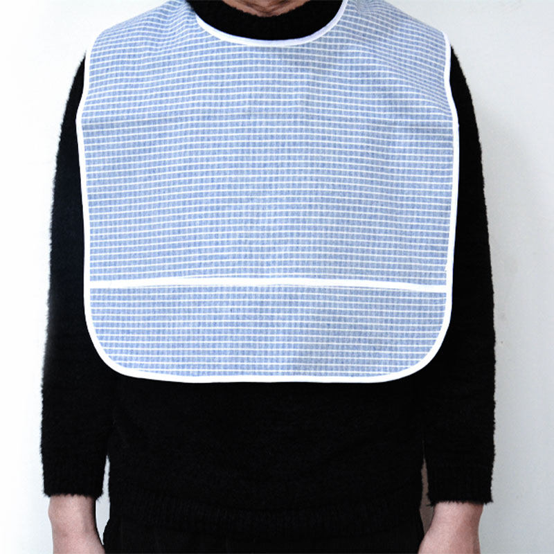 老人吃饭用的围兜大人老年人防水防漏大号口水巾成年饭兜成人围嘴