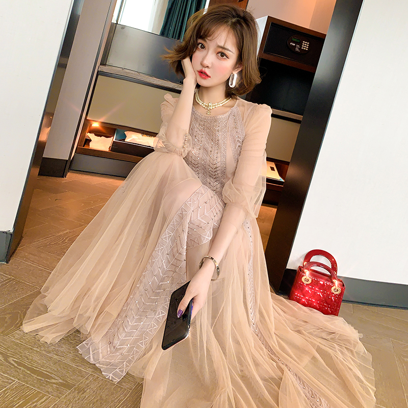 MIUCO网纱蕾丝钉珠镶钻收腰配吊带连衣裙两件套【现货】