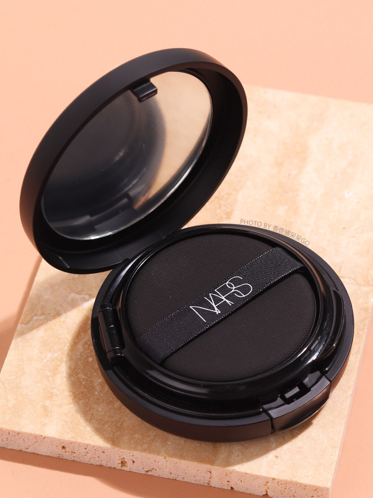 nars纳斯圆盒光仙气垫bb粉底液水凝光润滋润粉底液