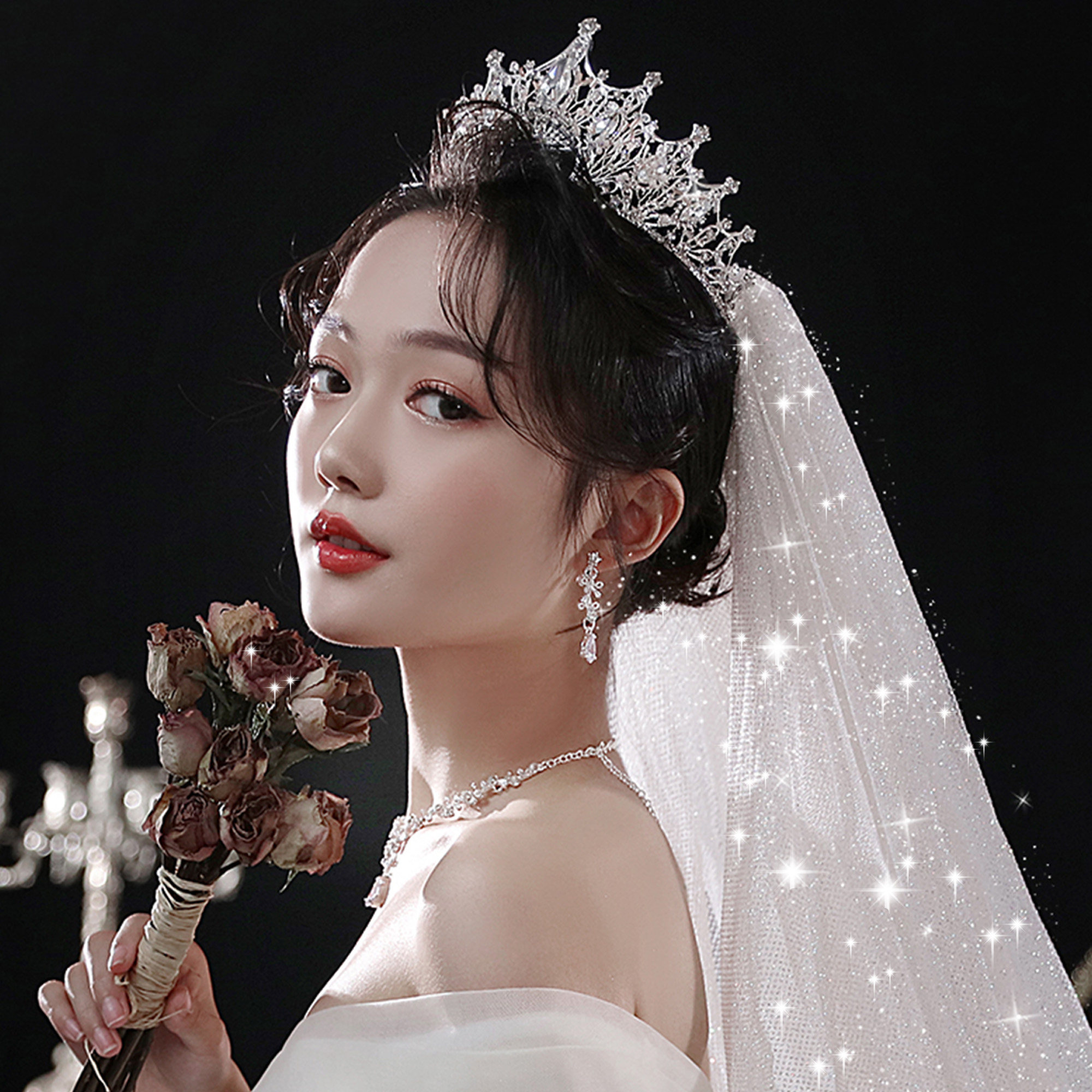 皇冠头纱一体新娘结婚主婚婚纱配饰闪闪闪亮头纱