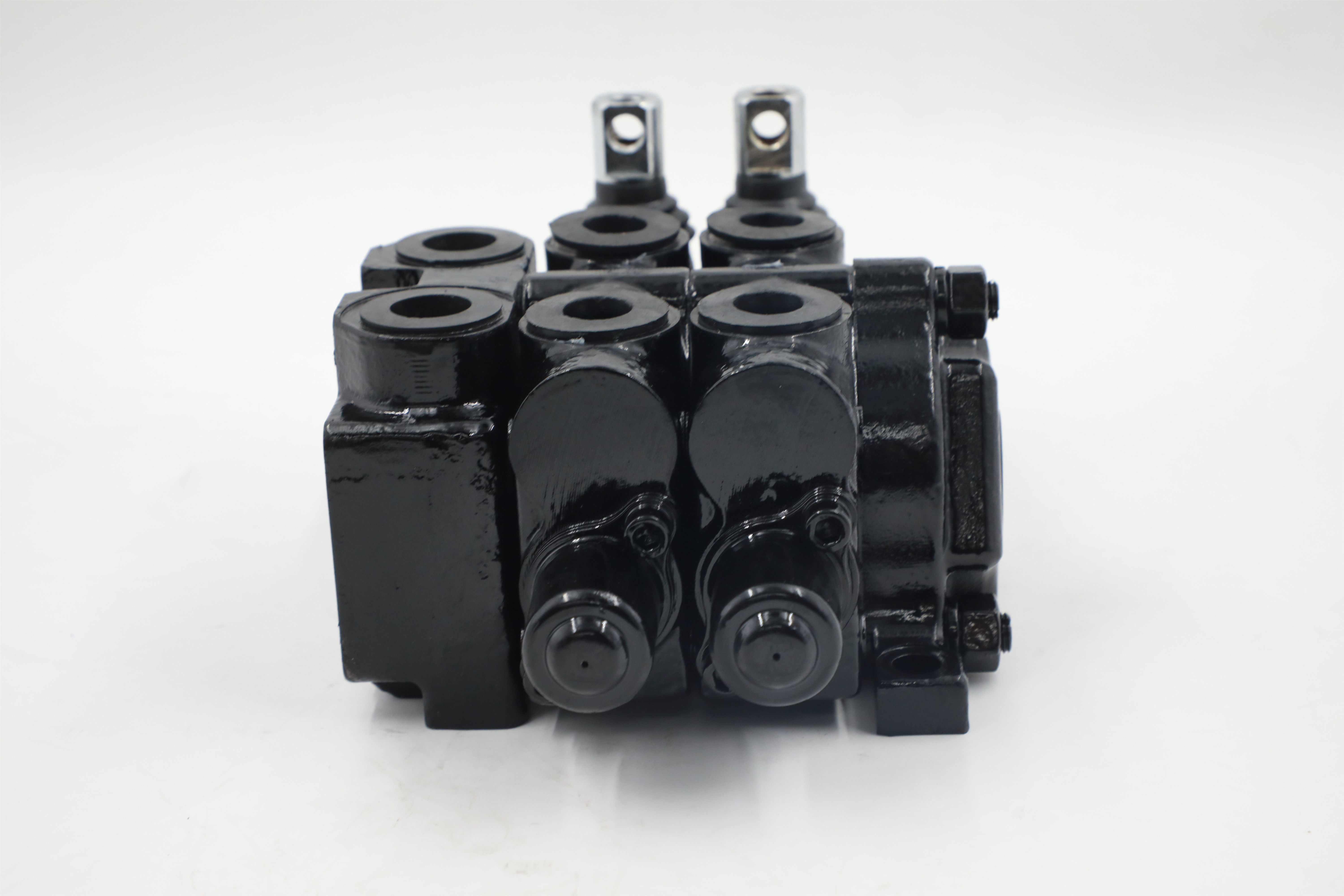 常州东风拖拉机854/900/904/1004/1204配件多路换向阀 液压多路阀