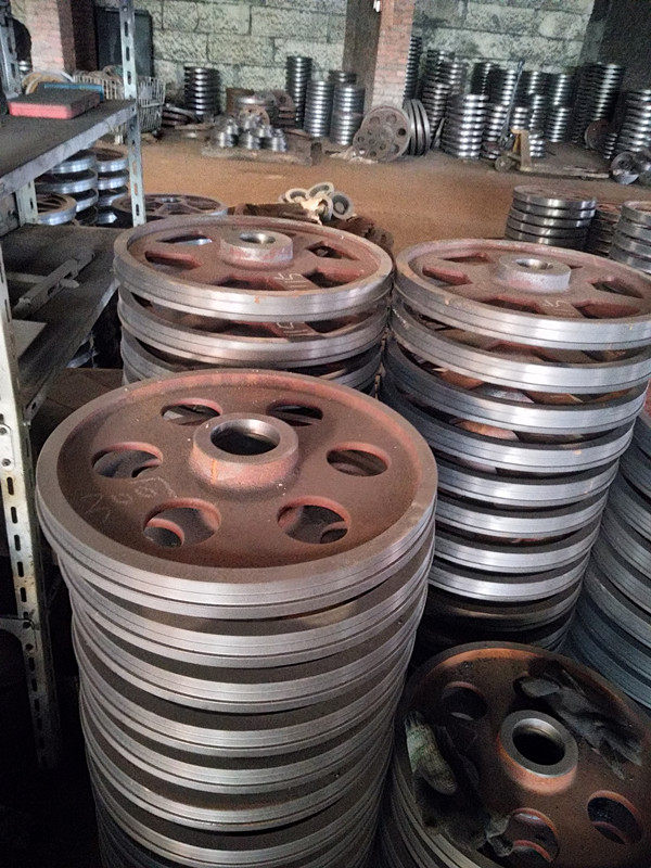 金属带锯床配件主动轮从动轮被动轮4028带锯轮4232恒宇锯力煌晨龙