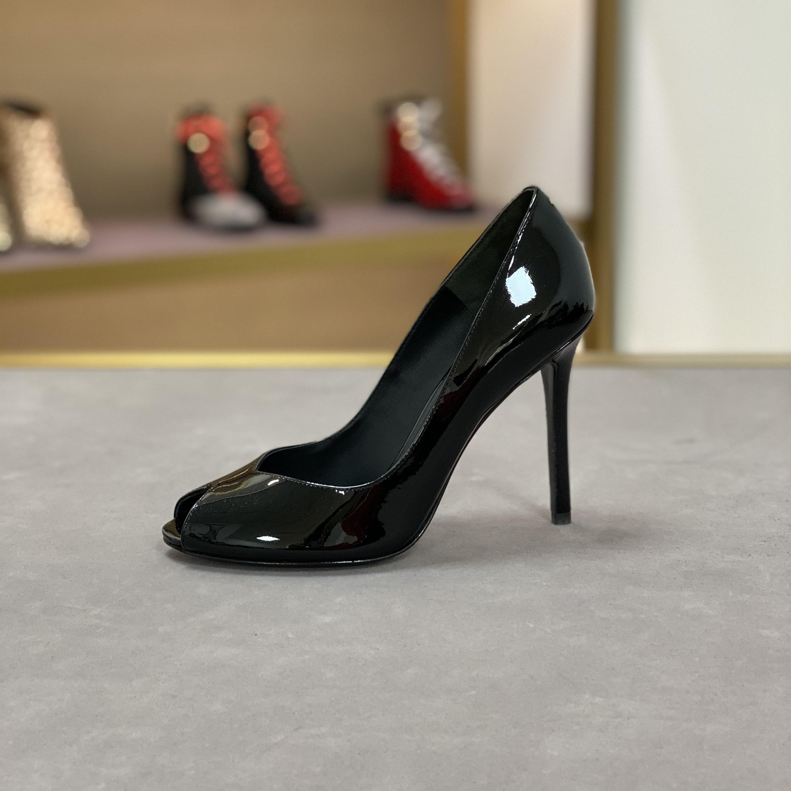 stella luna 露娜女鞋 春秋款牛皮鱼嘴细高跟通勤女单鞋slp117110