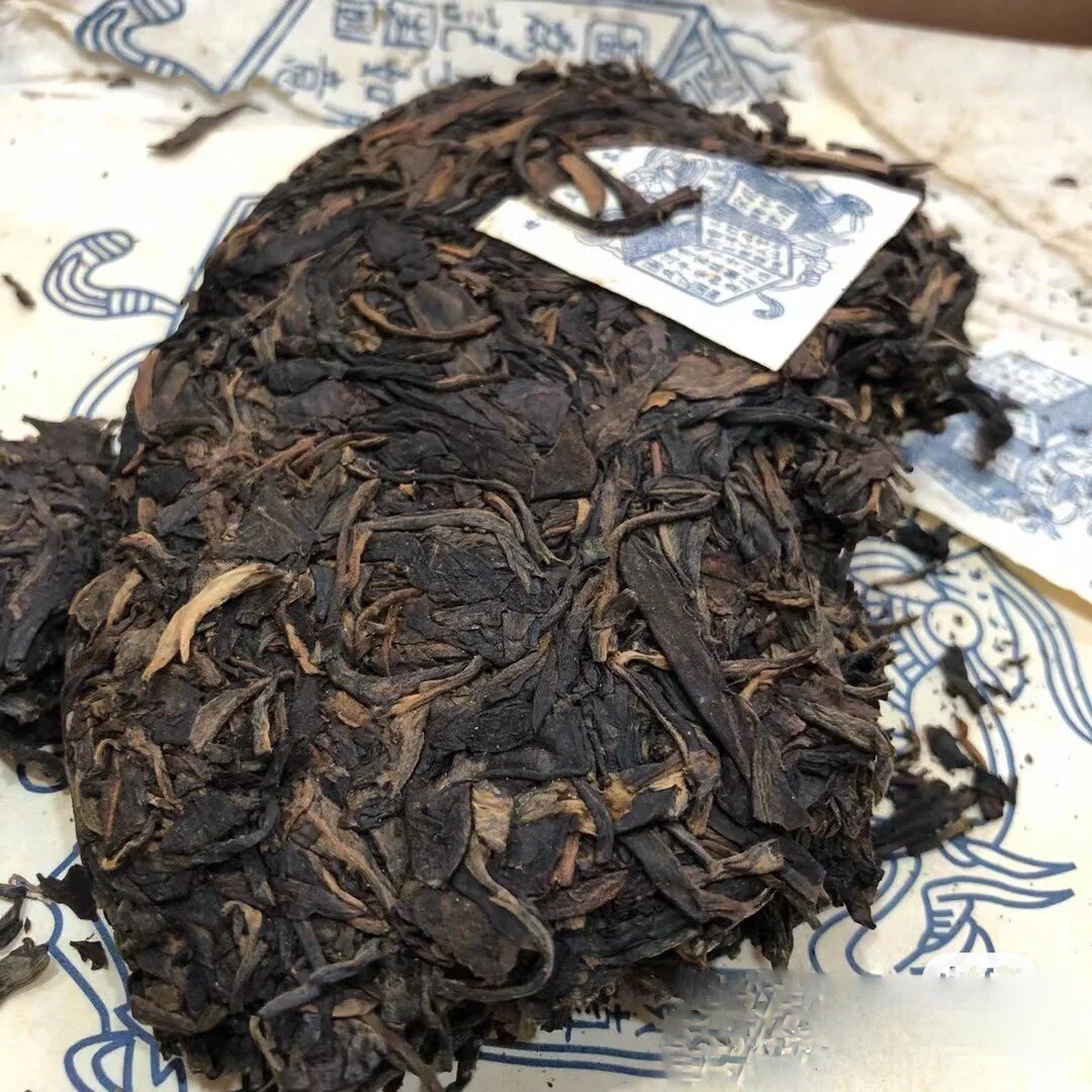 孤品清仓90年代百年宋聘号400克易武号级茶普洱云南普洱