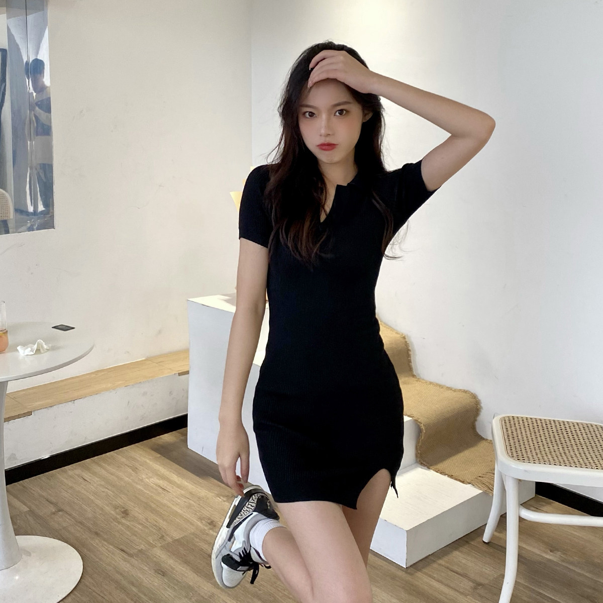 子夏连衣裙短款新款包臀裙矮小黑色修身辣妹纯欲连衣裙